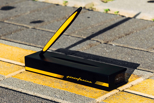 Вечная ручка Pininfarina Cambiano Race Yellow