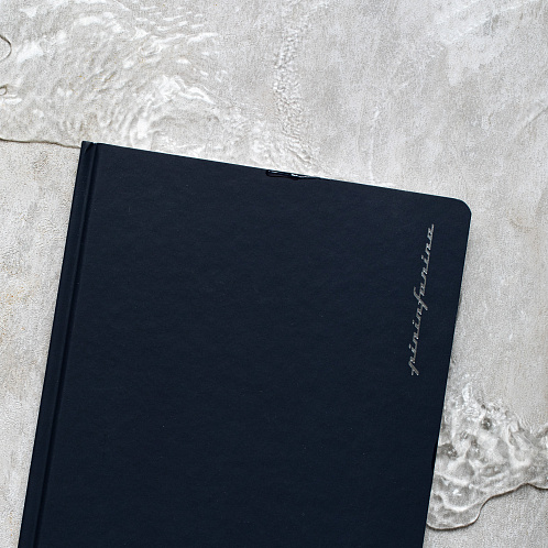 Тетрадь Pininfarina Stone Paper черная 14х21см каменная бумага, 64 листа, линованная