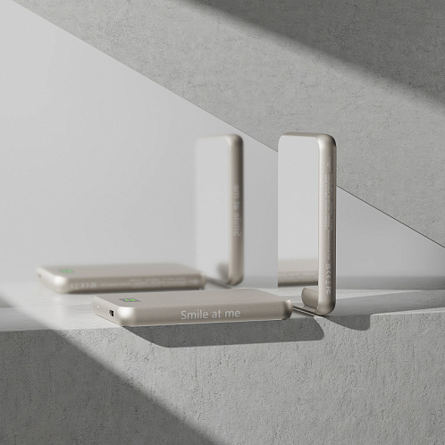 Внешний беспроводной аккумулятор Xoopar Smile с MagSafe и зеркалом, 5000 мА·ч, серебристый